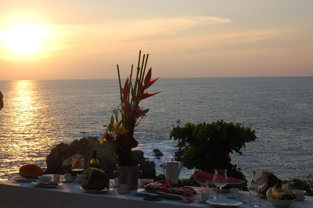Hotel Cocos Camp Acapulco Exterior foto